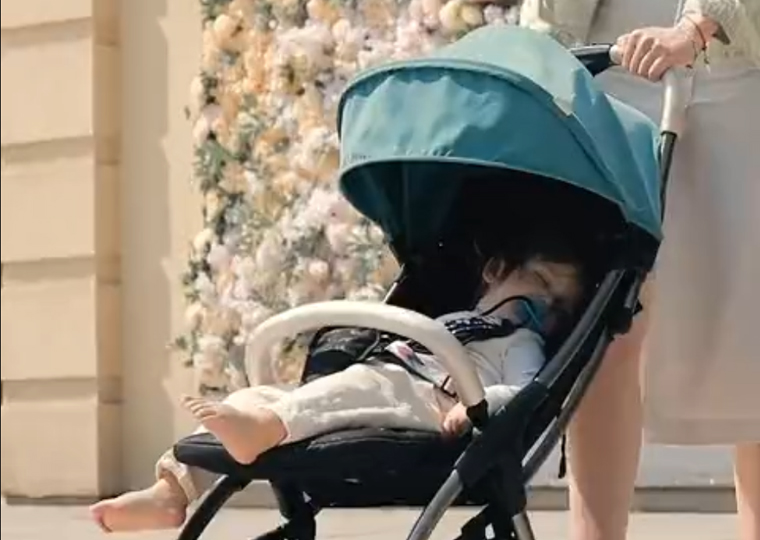 婴儿折叠车淘宝产品视频制作